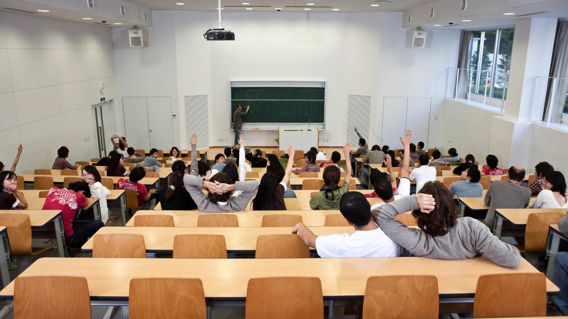 O Que Levar em Conta Antes de Escolher Onde Estudar